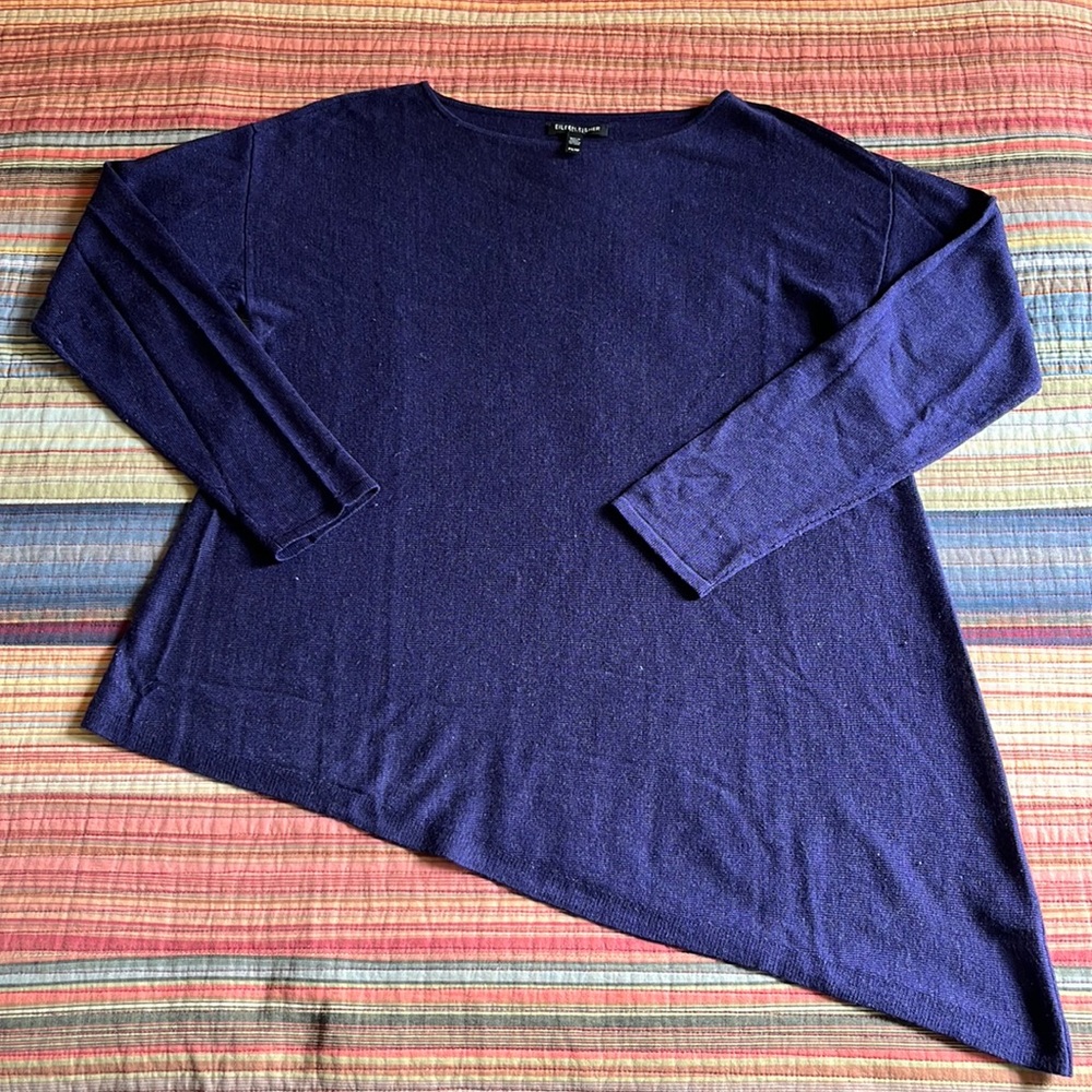Women’s Asymmetrical Hem Sweater, dark purple/navy size small petite